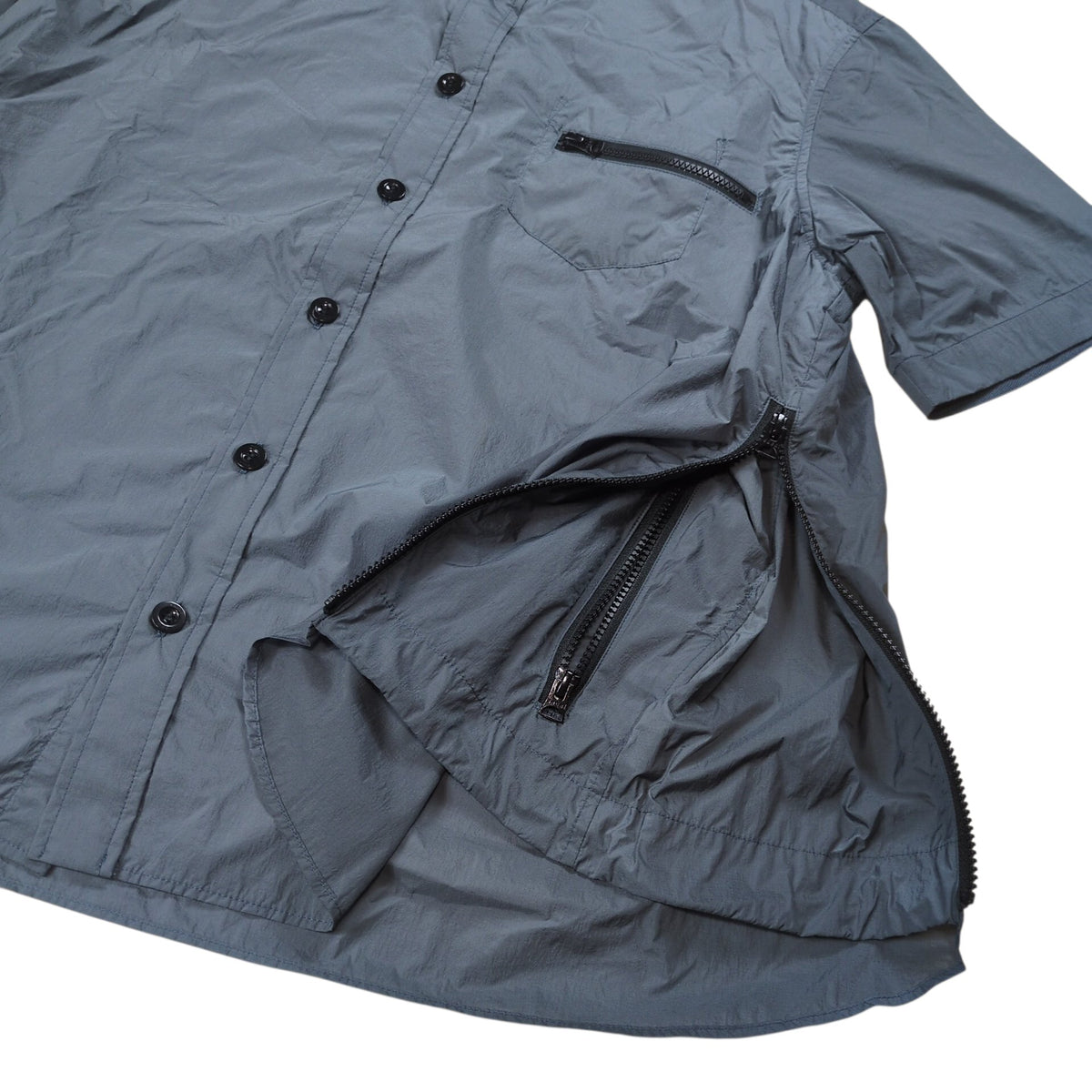 sacai 2025SS Zip Detail Rip Stop Nylon Shirt Gray Size 1