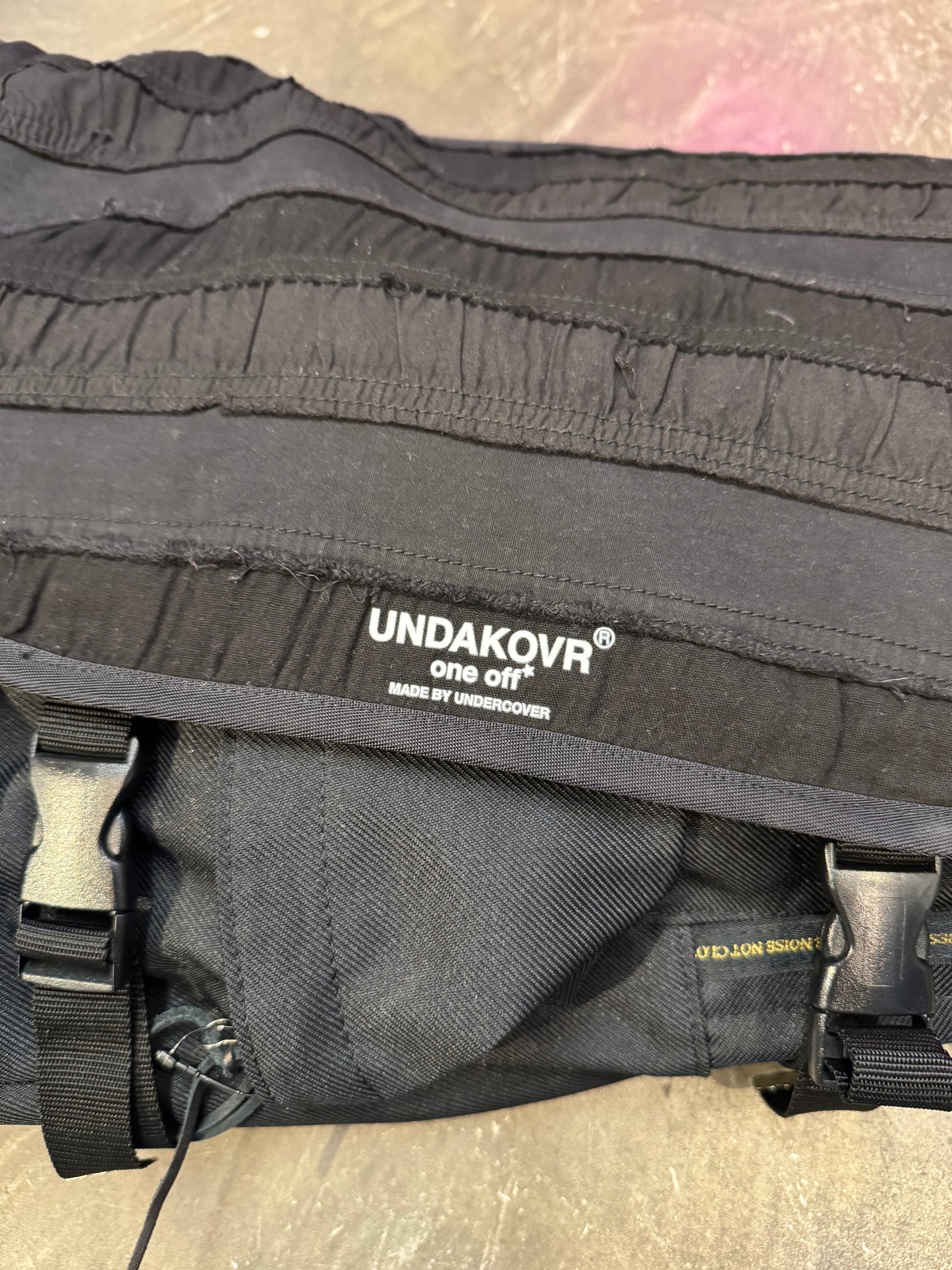 undercover "One Off" Black Size FREE