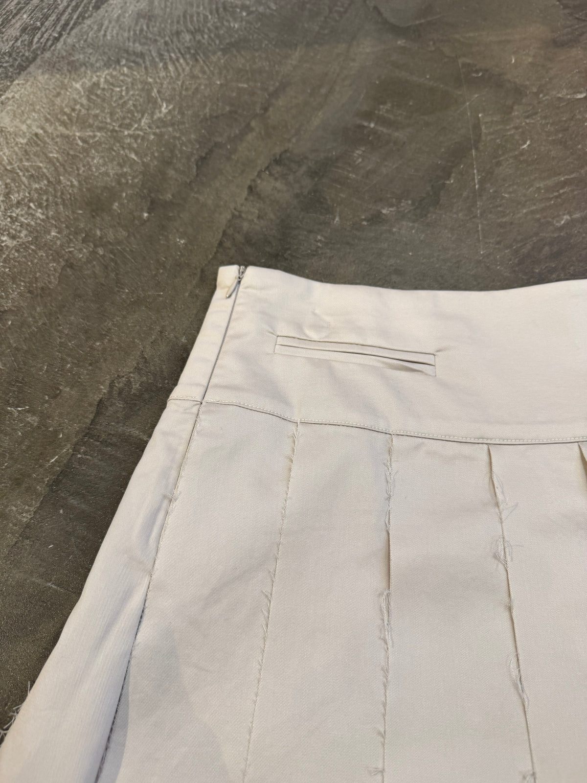 Room SERVICE Light Gray Pants Size S