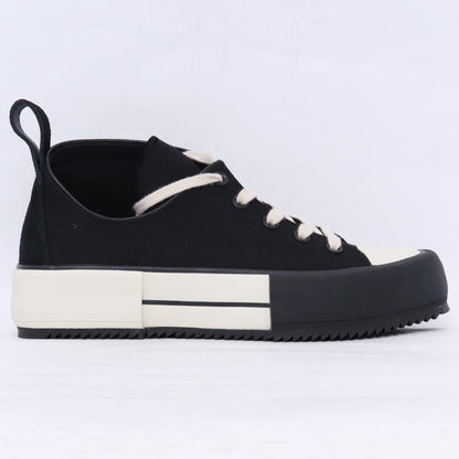 Devoa Black Nylon Low-Cut Sneakers Size 25.5cm