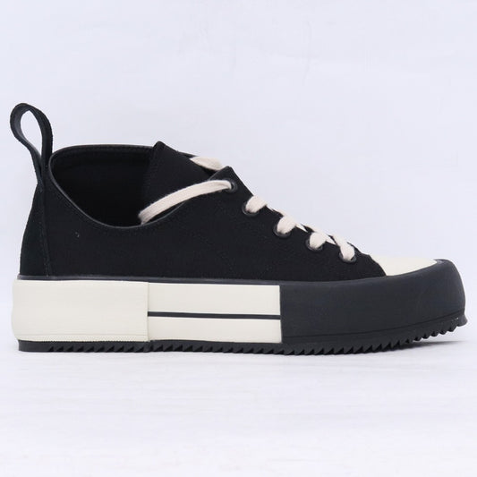 Devoa Black Nylon Low-Cut Sneakers Size 25.5cm