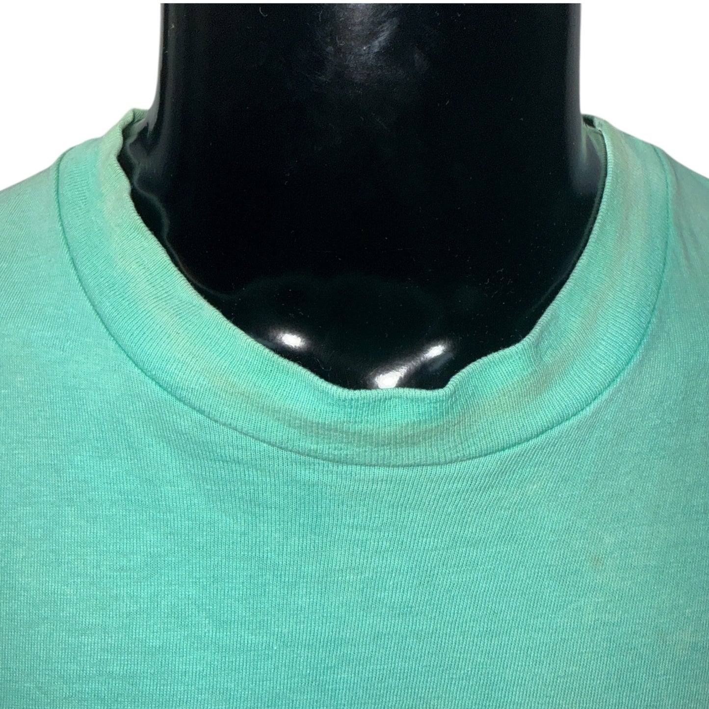HOWZIT SAMURAI BEACH CLUB T-Shirt Size L