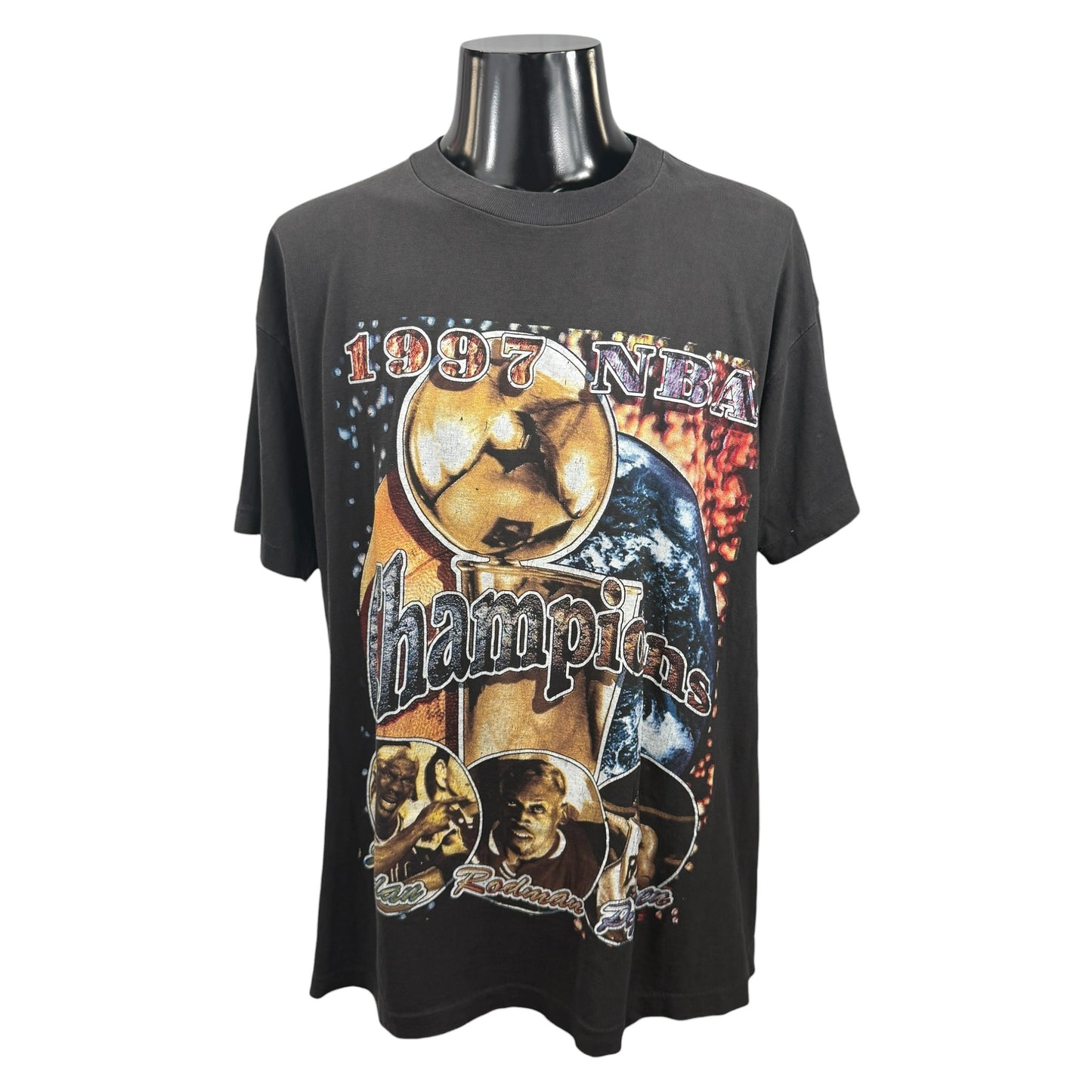 CHICAGO BULLS 90s 1997 NBA Champs Rap Tee Faded Size XL