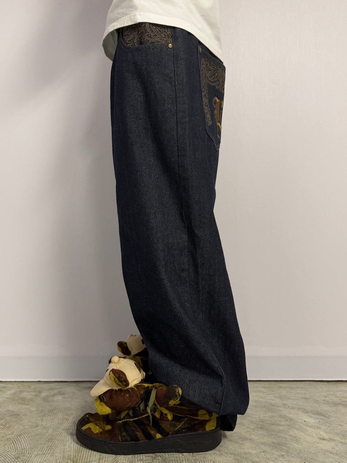 Vintage "STRAIT OUTTA CALI" Wide Buggy Denim Jeans Size 40