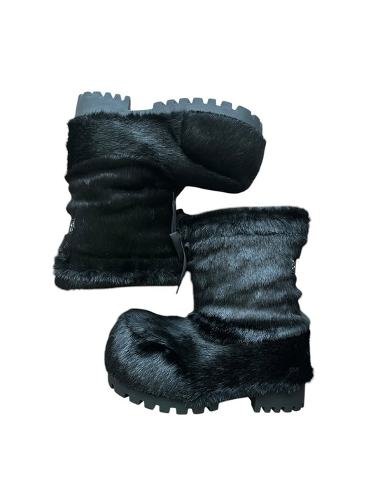 Balenciaga Alaska Black Fur Chunky Boots