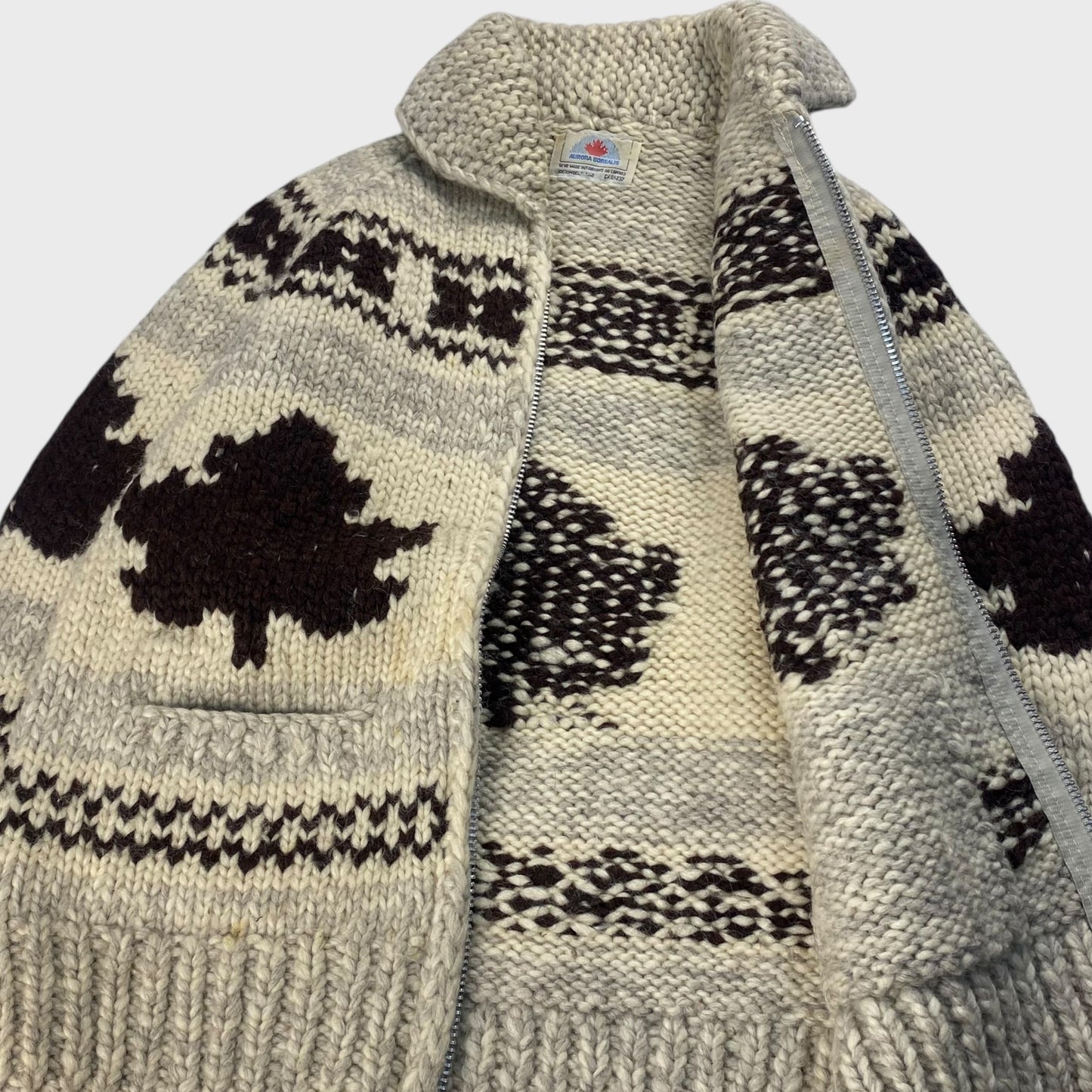 AURORA BOREAUS Knit Sweater Size M