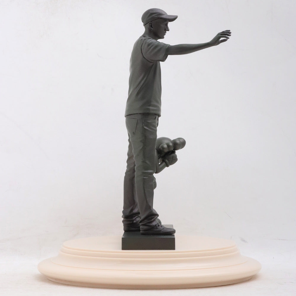 Kaws PARTNERS ORIGINAL FAKE VINYL FIGURE 2012 Gray Size F