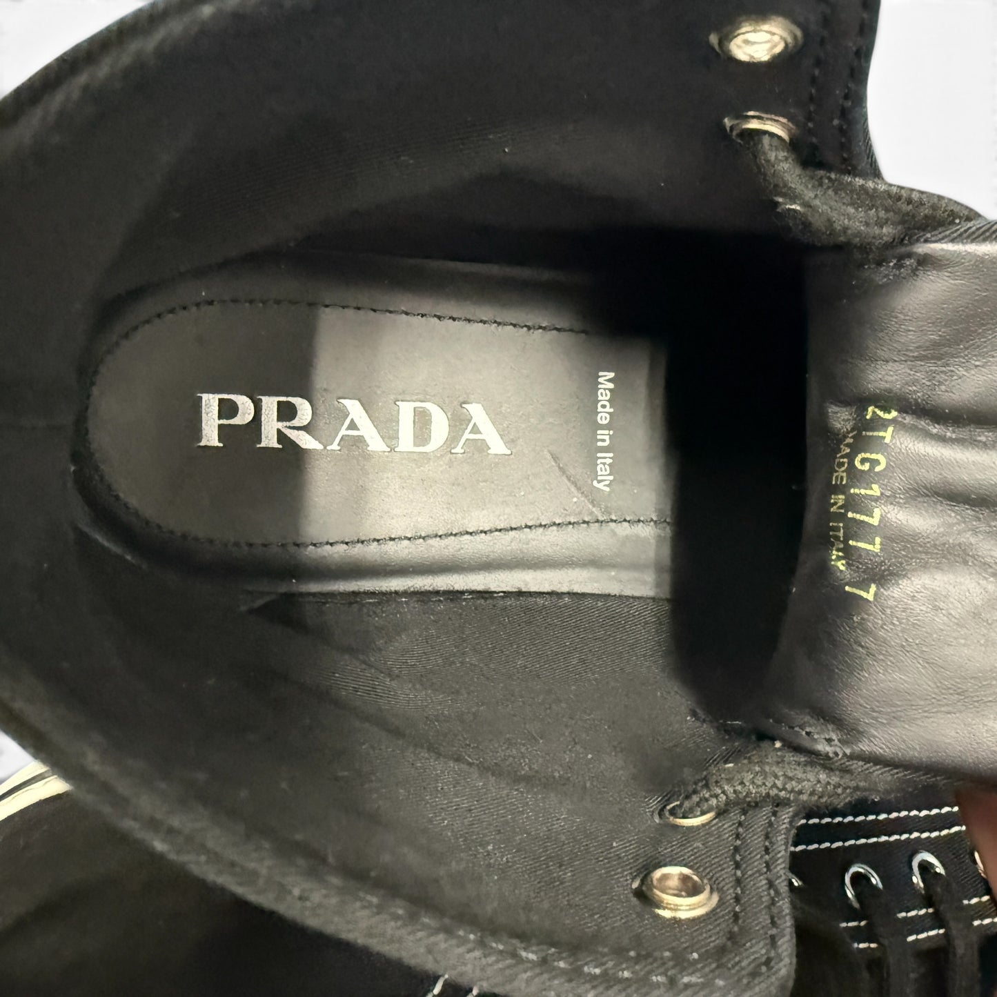 PRADA Sneakers Pointy High-Top Black Canvas Size 26.0cm