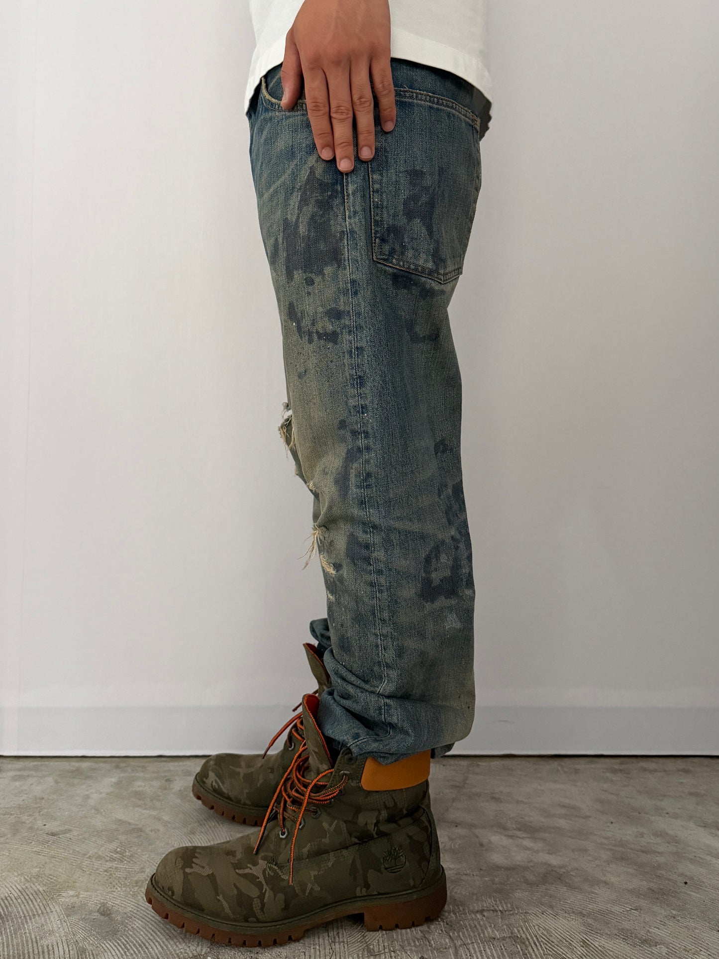 Swagger Damaged Jeans Size 32