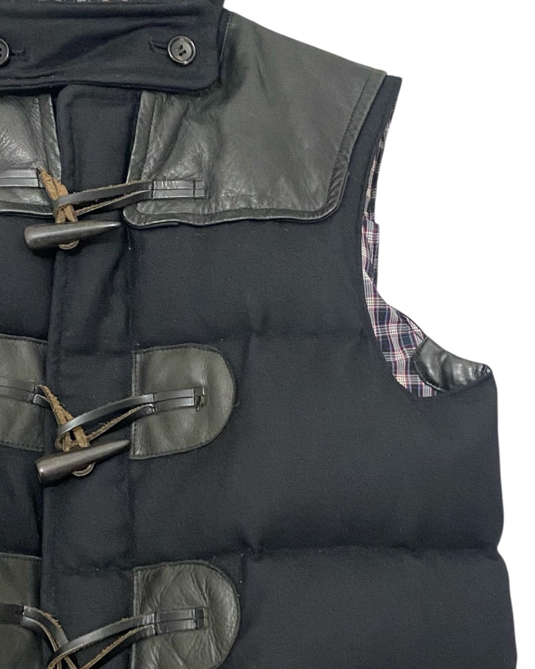 JUNYA WATANABE MAN Hooded Puffer Vest Toggle Black