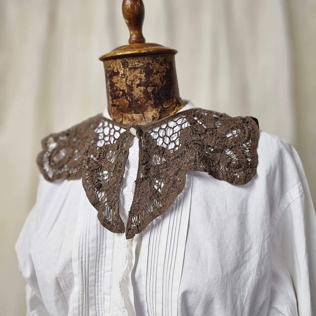 Euro vintage Floral Batten Antique Brown