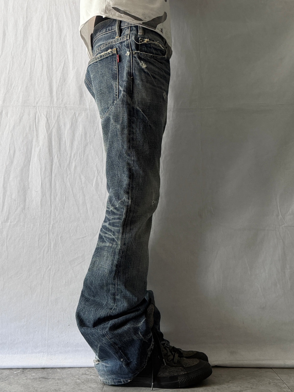 BACK BONE Worn Indigo Flared Jeans