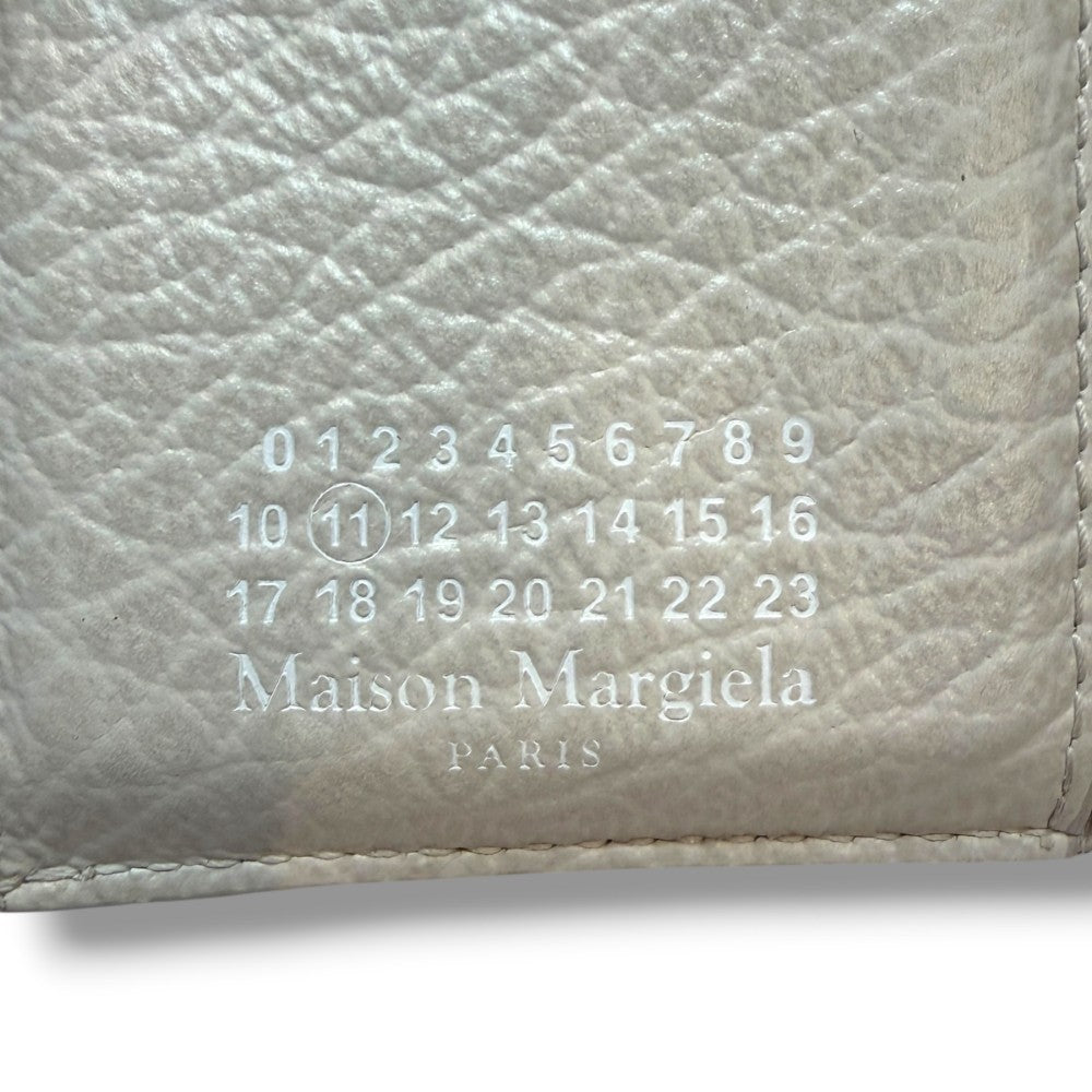 MAISON MARGIELA Trifold Compact Wallet White Size UNI