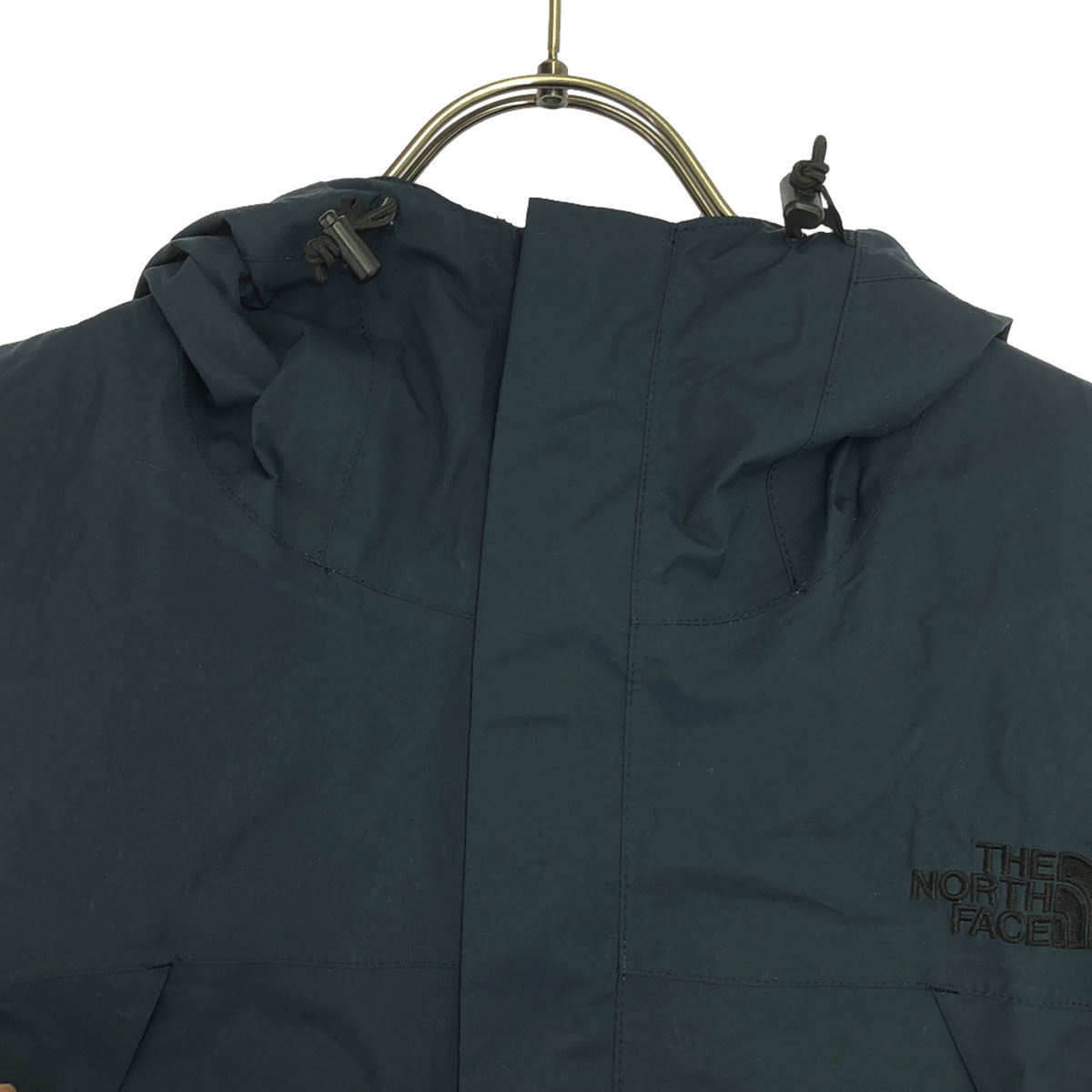 THE NORTH FACE Logo Embroidered Jacket Size M