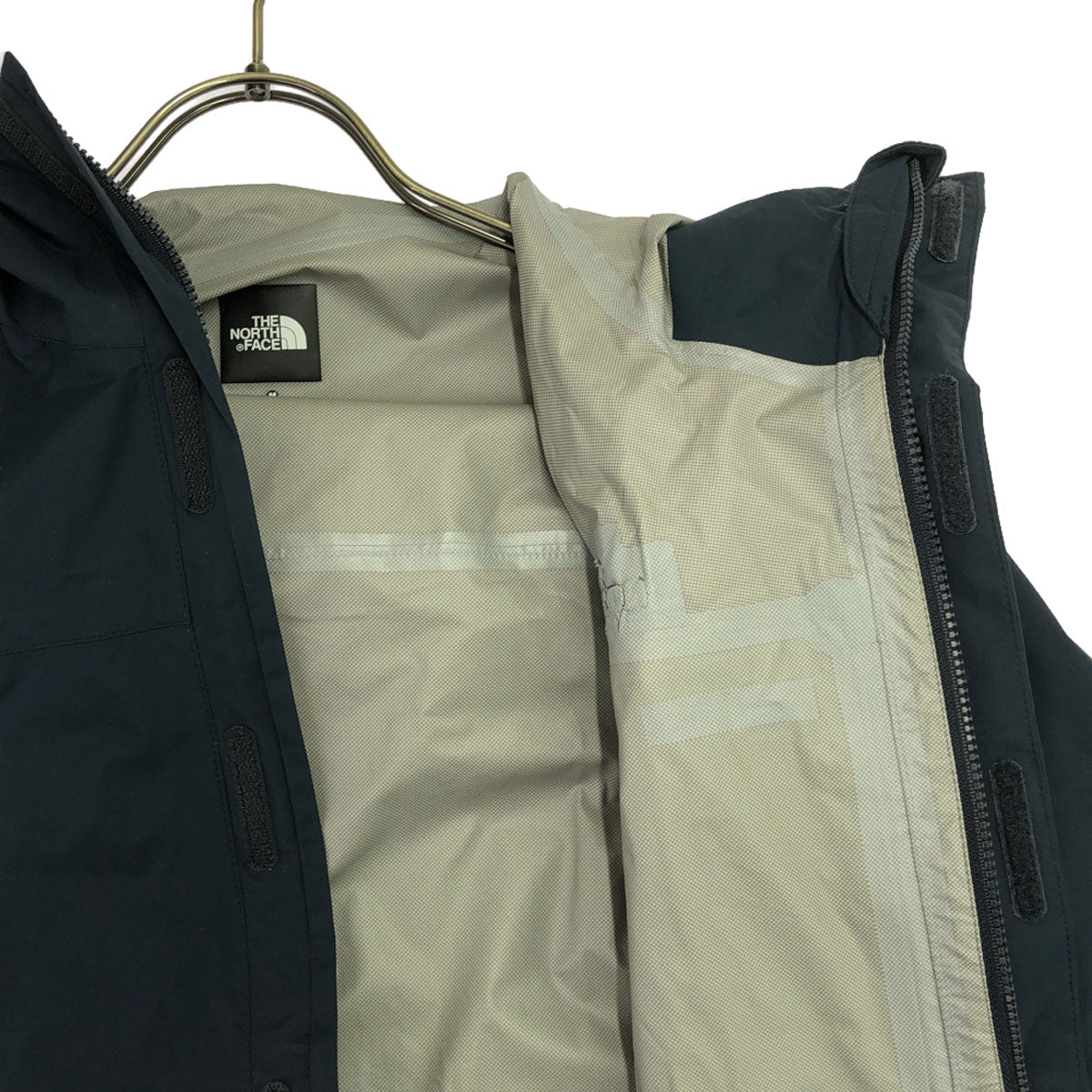 THE NORTH FACE Logo Embroidered Jacket Size M