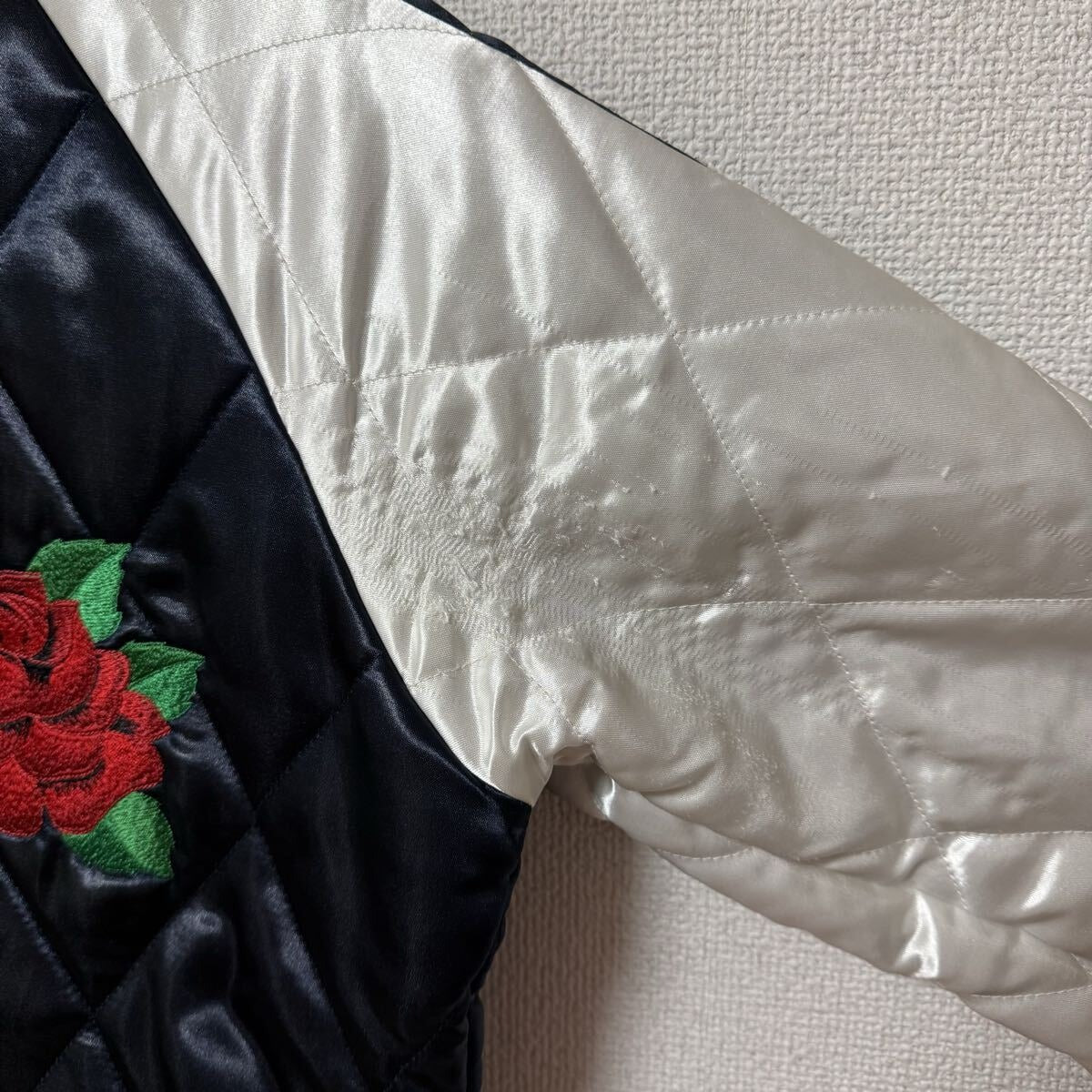 Supreme - Supreme 13aw Quilted Satin Bomber Jacket Navy Size S