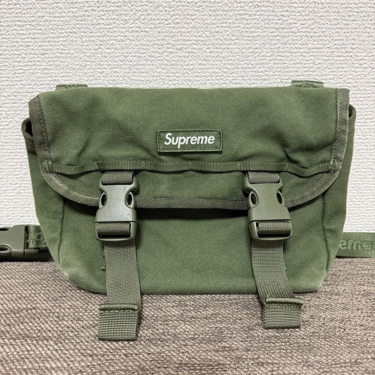 Supreme - Supreme 25SS Mini Messenger Bag Olive 2L