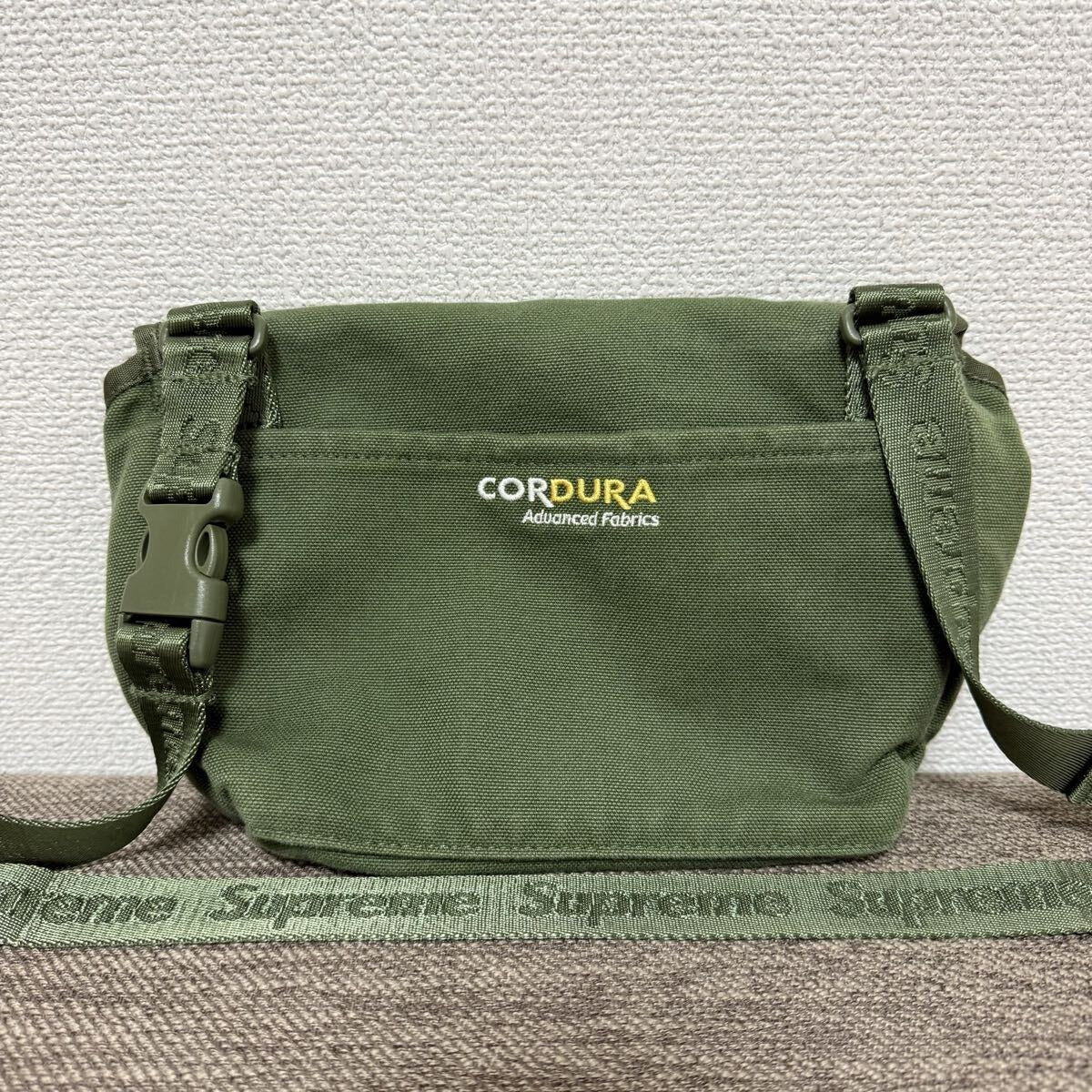 Supreme - Supreme 25SS Mini Messenger Bag Olive 2L