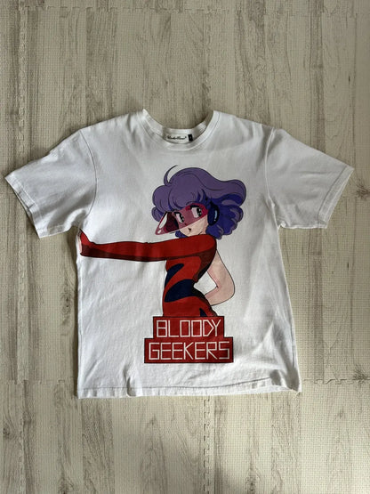 Vintage Undercover Tops - UNDERCOVER BLOODY GEEKERS Creamy Mami T-shirt White Size L - Authentic Archive