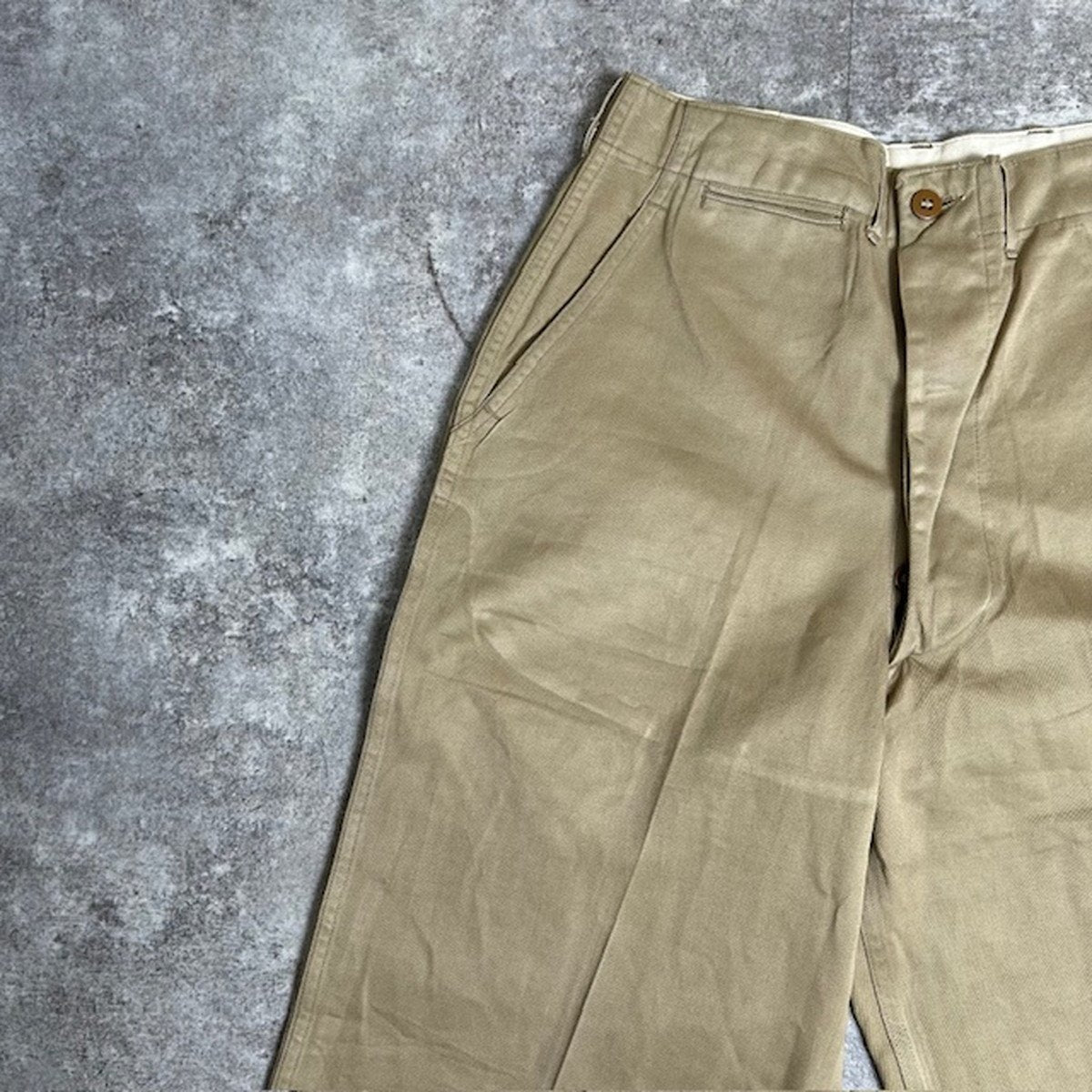 US ARMY M-45 1940s Vintage Khaki Button Fly Chinos Size W29