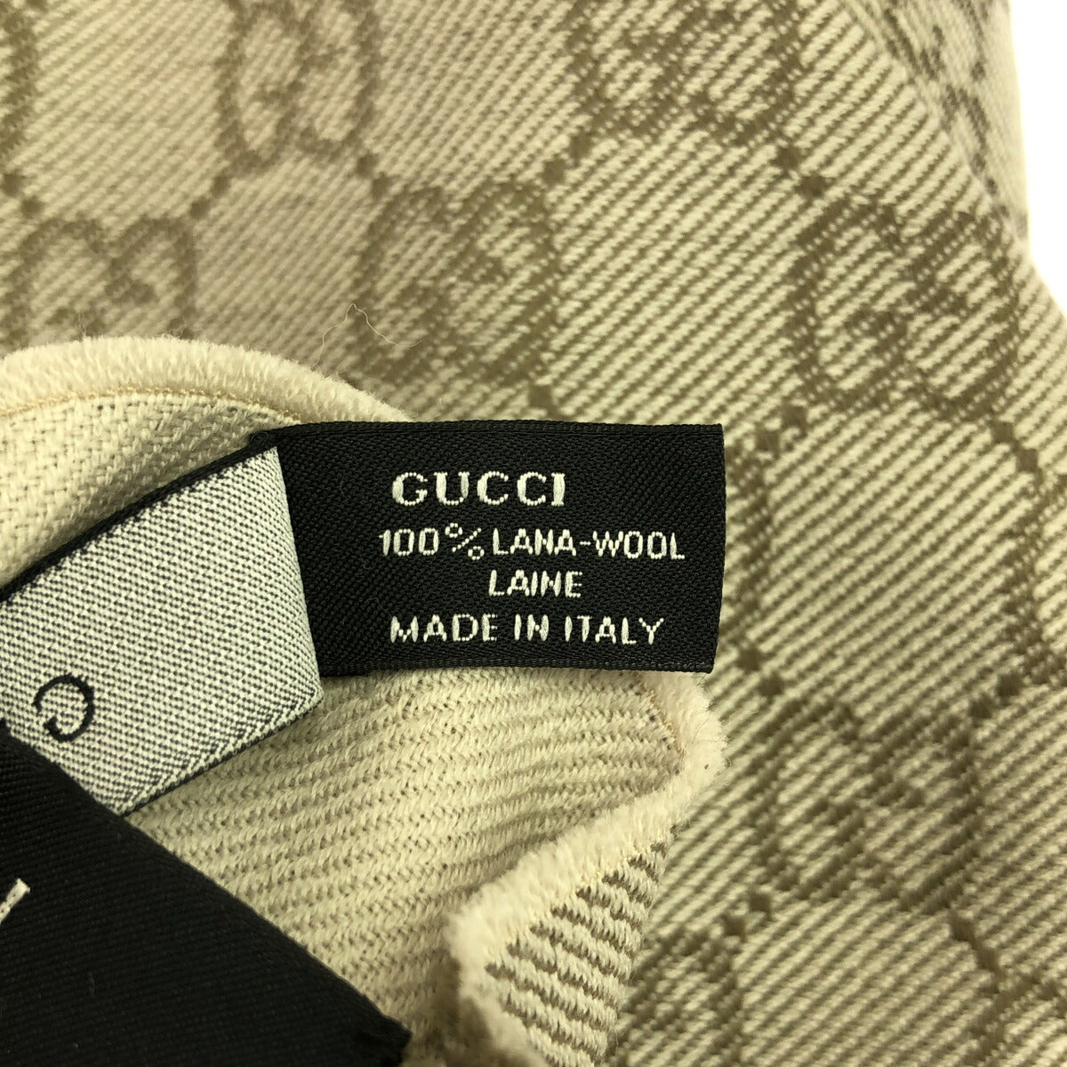 GUCCI Gray GG Pattern 100% Wool Scarf Size ONE SIZE
