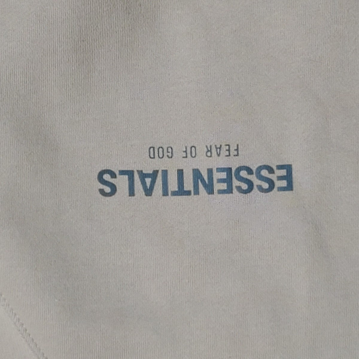 Fear of God ESSENTIALS Reflector Logo Crewneck Size L