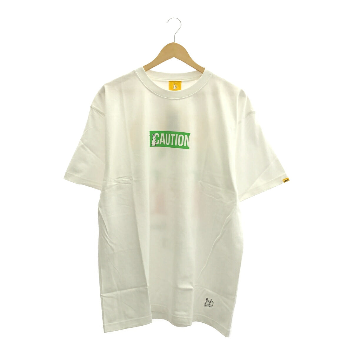 FR2 "Pray for Myanmar" Graphic Print T-Shirt White Size L