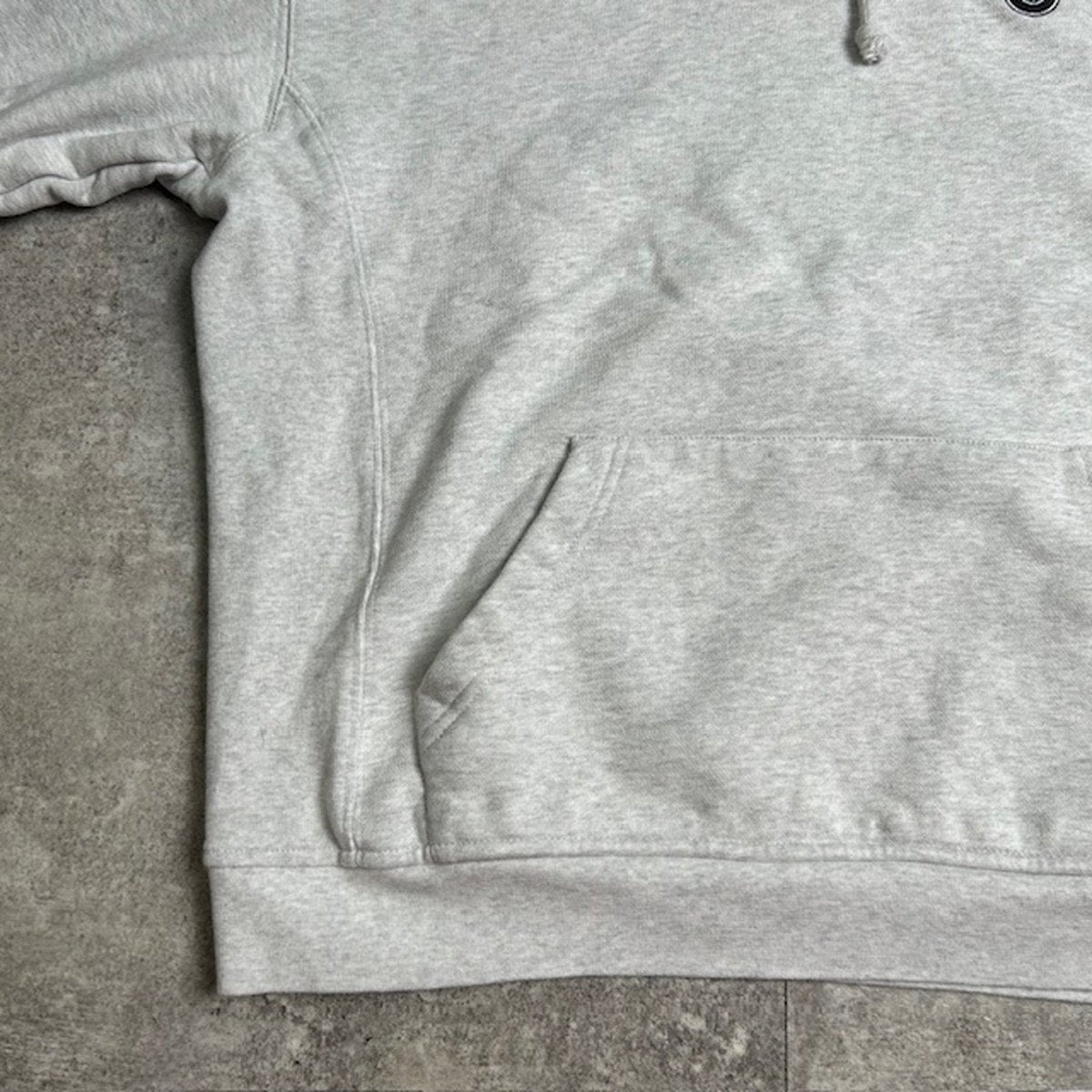BMW Kith Embroidered Logo Hoodie White-Grey Size S