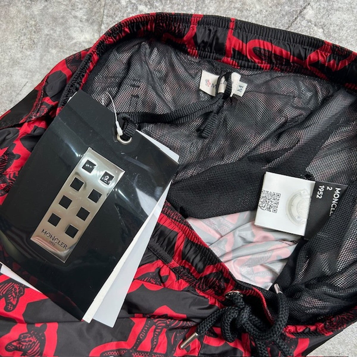 MONCLER Boxer Mare Swim Shorts Black Red Size M