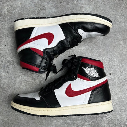Nike Air Jordan 1 Retro High Black Toe Sneakers Size 27cm