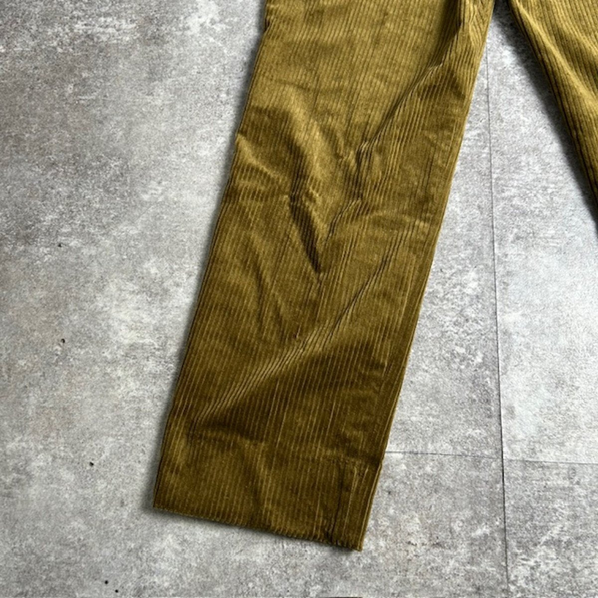UNITED ARROWS 23AW Corduroy Tack Trousers Olive Size M