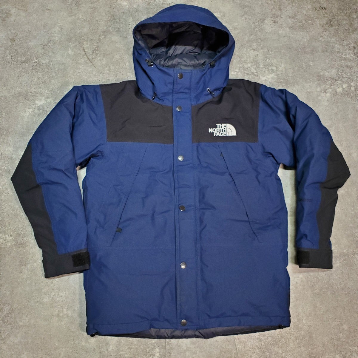 The North Face Mountain Down Jacket GORE-TEX Black Size M