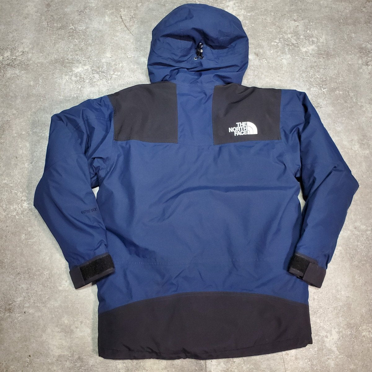 The North Face Mountain Down Jacket GORE-TEX Black Size M