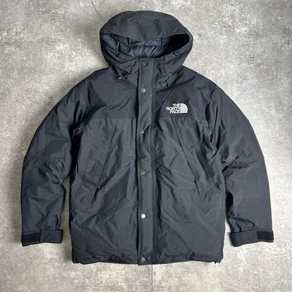 THE NORTH FACE GORE-TEX Mountain Down Jacket Black Size L