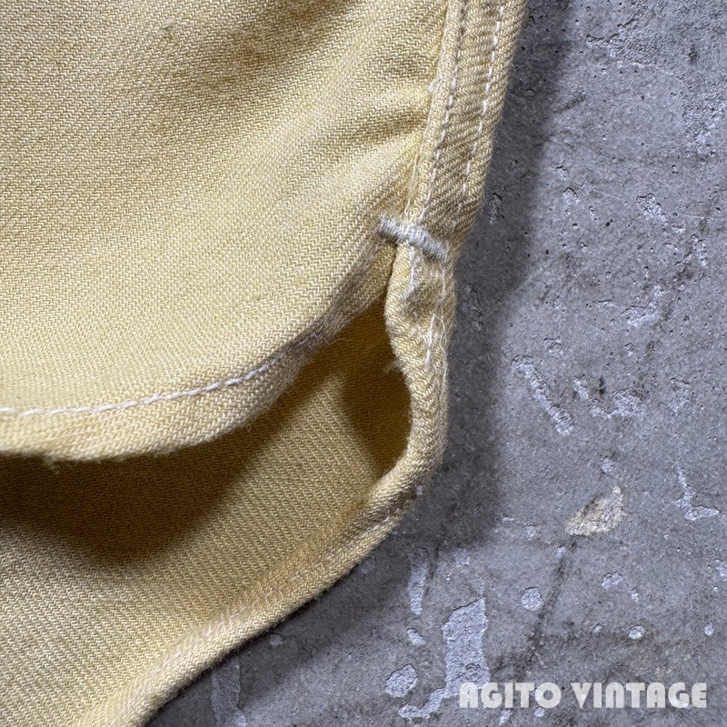 Van Heusen 40s Nylon Rayon Open Collar Cream Yellow Shirt Size M