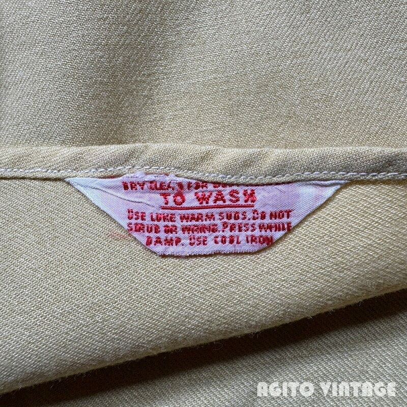 Van Heusen 40s Nylon Rayon Open Collar Cream Yellow Shirt Size M