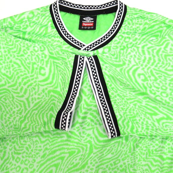 Supreme x Umbro 23SS Animal Print Soccer Jersey Green Size L