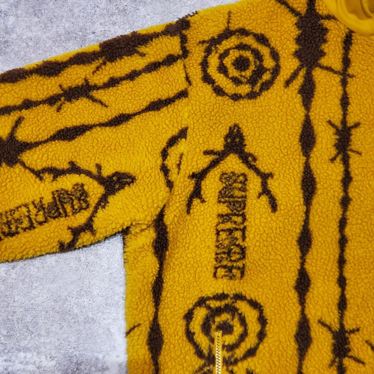 Supreme South2 West8 21SS Mustard Fleece Jacket Size XL