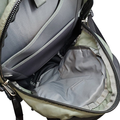 THE NORTH FACE Hot Shot Classic 26L ONE SIZE Backpack Size ONE SIZE