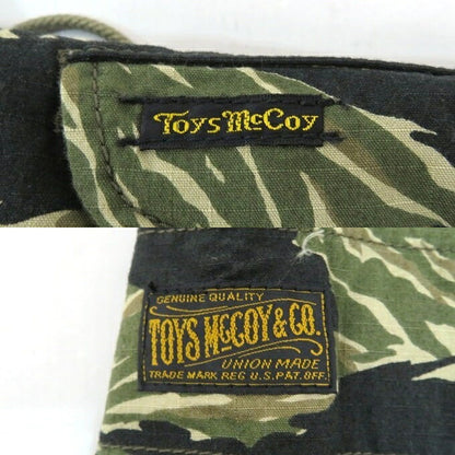 TOYS McCOY Tiger Camo Cargo Shorts Khaki Size 32