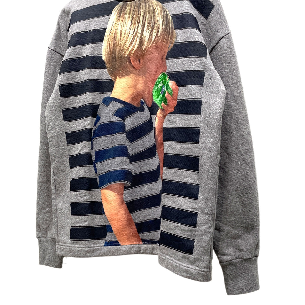J.W. Anderson 23SS Boy Print Apple Crewneck Gray Size XS