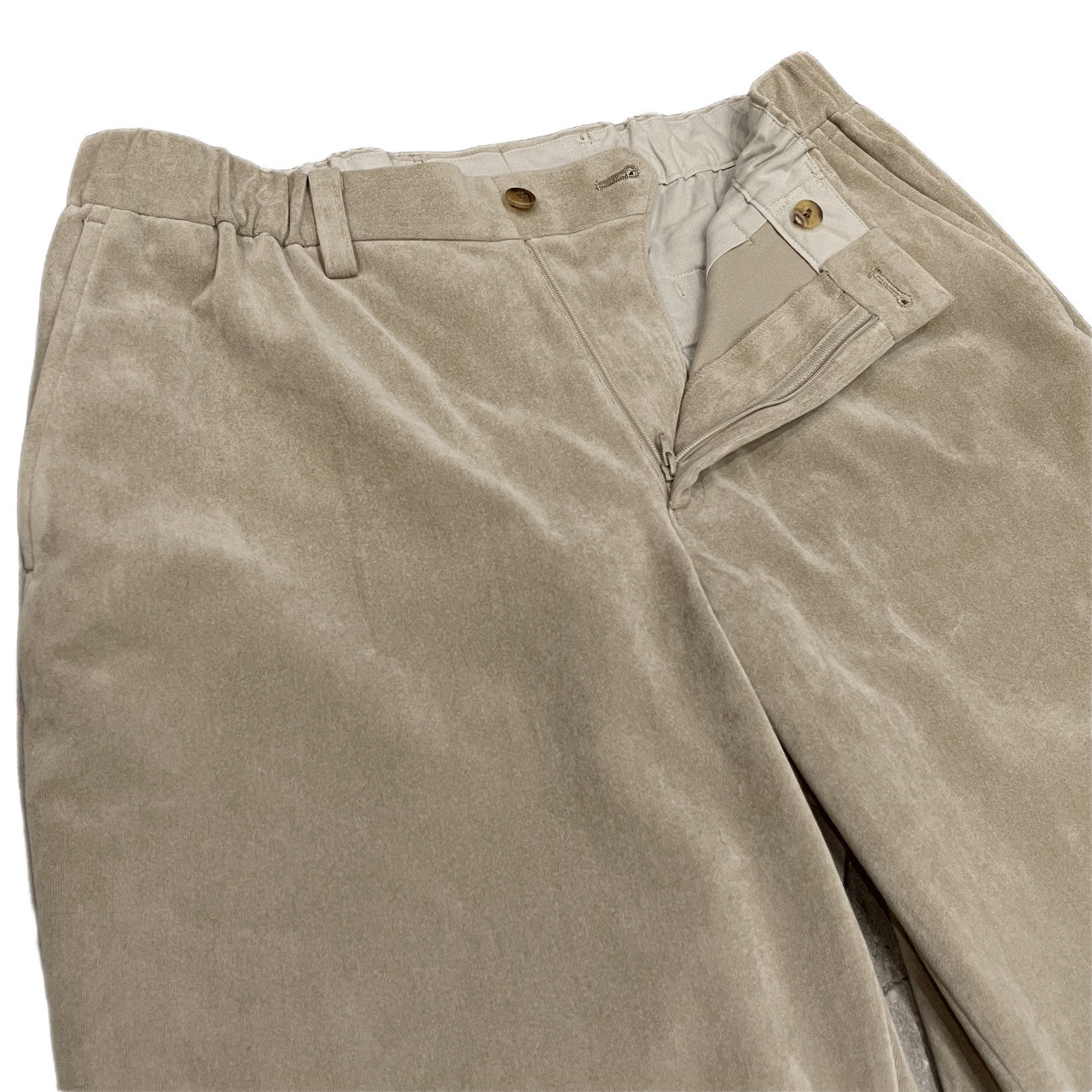 Issey Miyake 18AW Beige Shirred Velour Tapered Pants Size 3