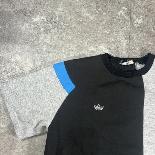 ITLO Vintage Adidas 70s Acrylic Sweatshirt Black Size L