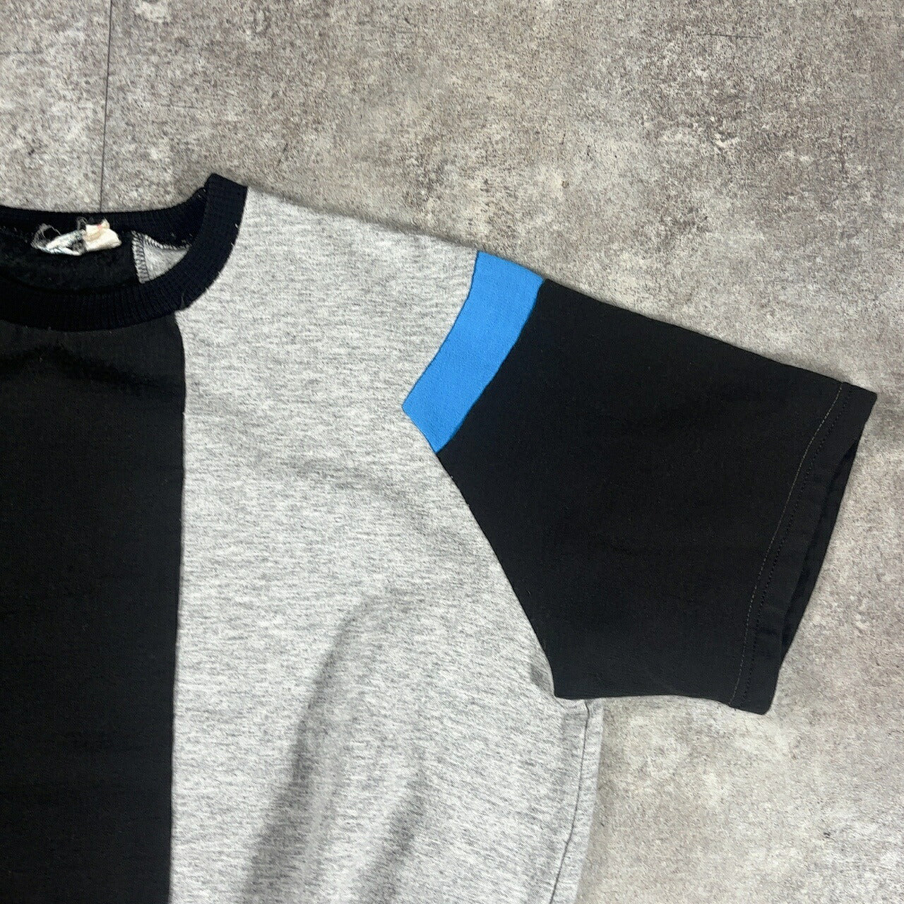 ITLO Vintage Adidas 70s Acrylic Sweatshirt Black Size L