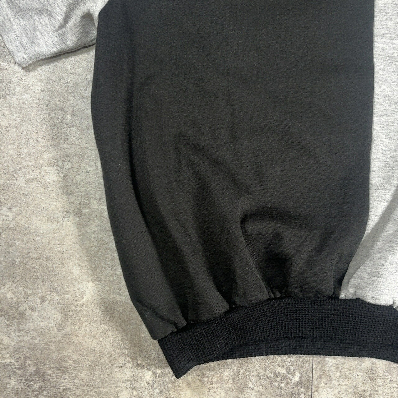 ITLO Vintage Adidas 70s Acrylic Sweatshirt Black Size L