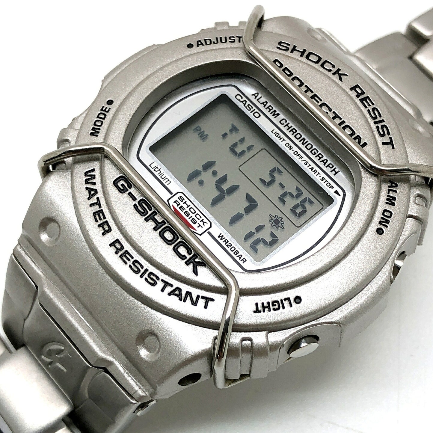 G-SHOCK DW-5700D-8 5700 Series Screwback Watch Size ONE SIZE