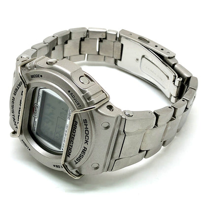 G-SHOCK DW-5700D-8 5700 Series Screwback Watch Size ONE SIZE