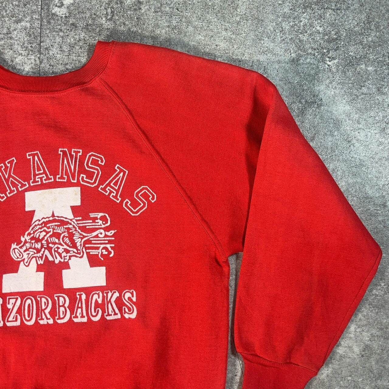 Vintage 70s Red ARKANSAS Raglan College Sweatshirt Size M