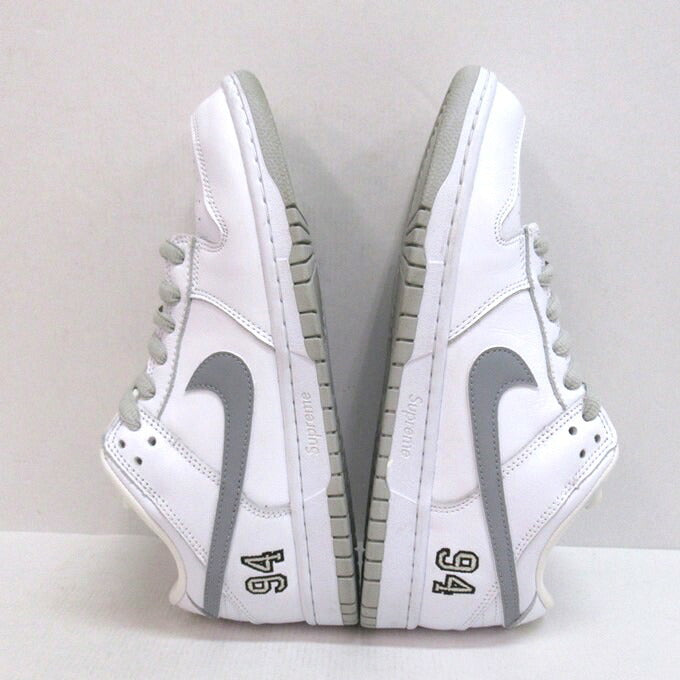 SUPREME x NIKE SB Dunk Low White Silver Sneakers Size 26.5cm