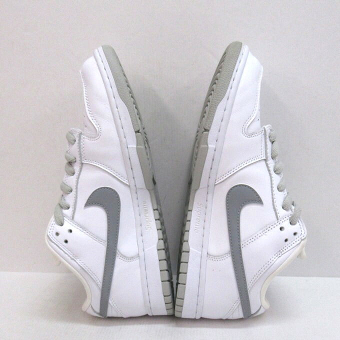 SUPREME x NIKE SB Dunk Low White Silver Sneakers Size 26.5cm